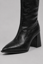 Pointed Toe Knee-High Boots
